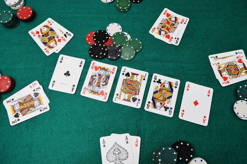 Khái quát về mậu binh tại Gem win 